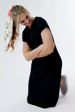 Sweet Salt Dress Knit Solid Hood With Pocket Black