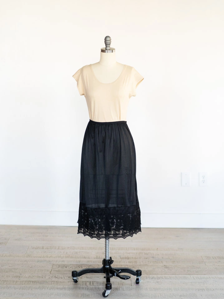 Sweet Salt Antique Skirt Extender 28 Inch Black 3 Sweet Salt Antique Skirt Extender 28 Inch Black